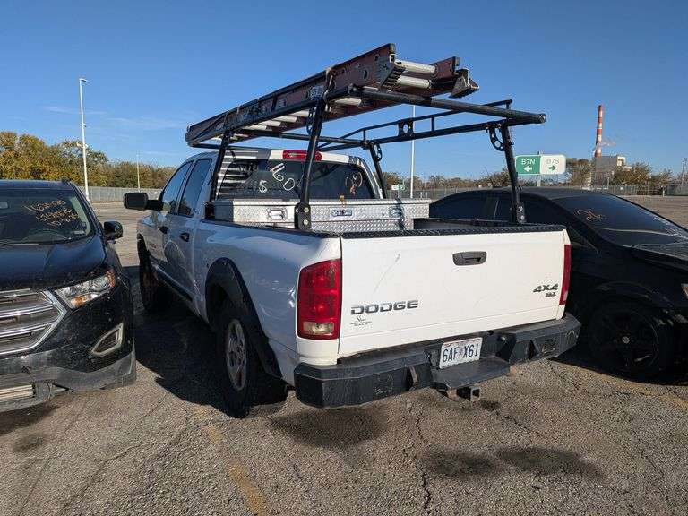 2002 DODGE RAM image