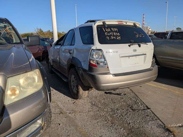 2005 KIA SORENTO image
