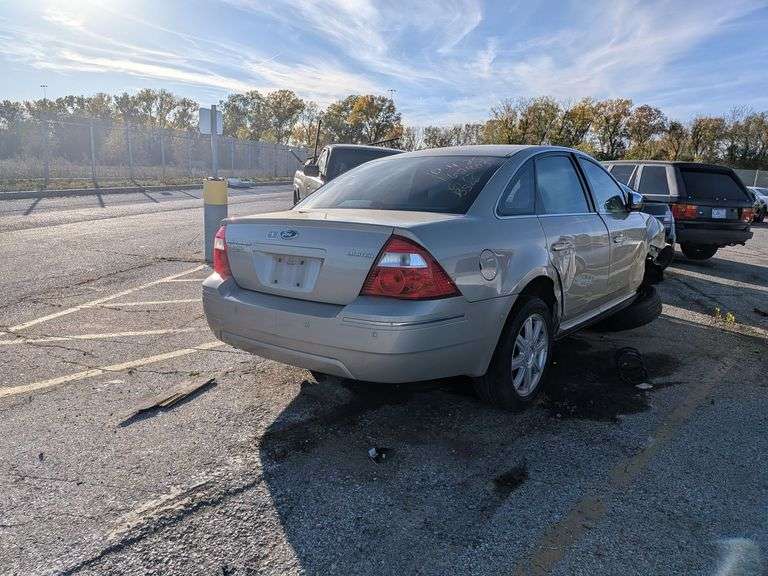 2006 FORD FIVE HUNDRED image