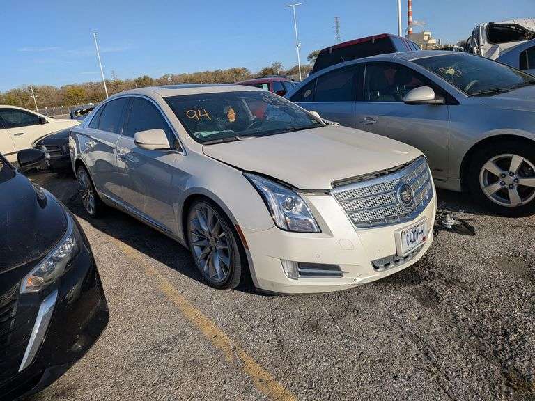 2014 CADILLAC OTHER image