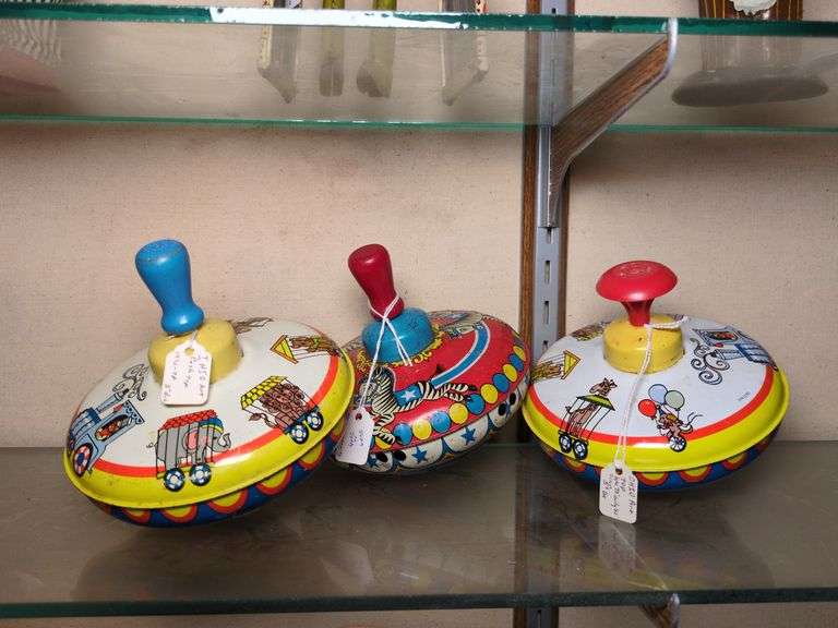 3 Ohio Art tops image