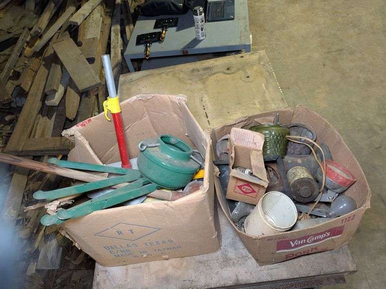 Vintage Garden, Lighting, and Automotive Hardware image