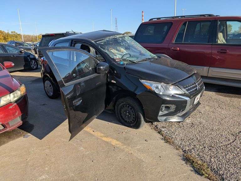 2021 MITSUBISHI MIRAGE image