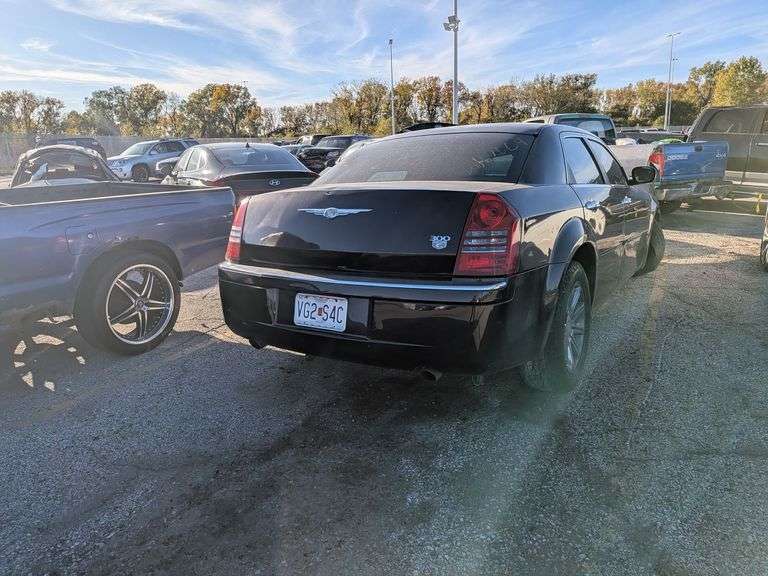 2005 CHRYSLER 300 image