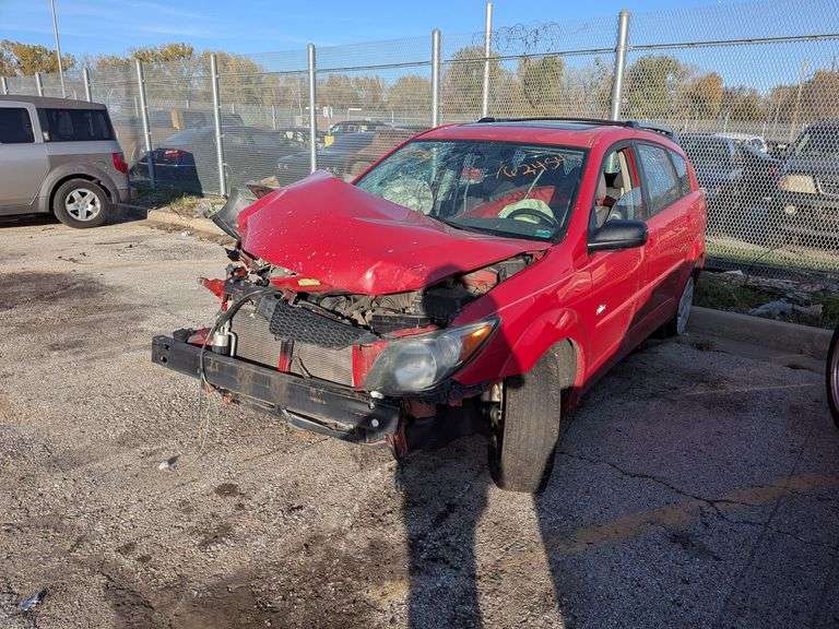 2004 PONTIAC VIBE image