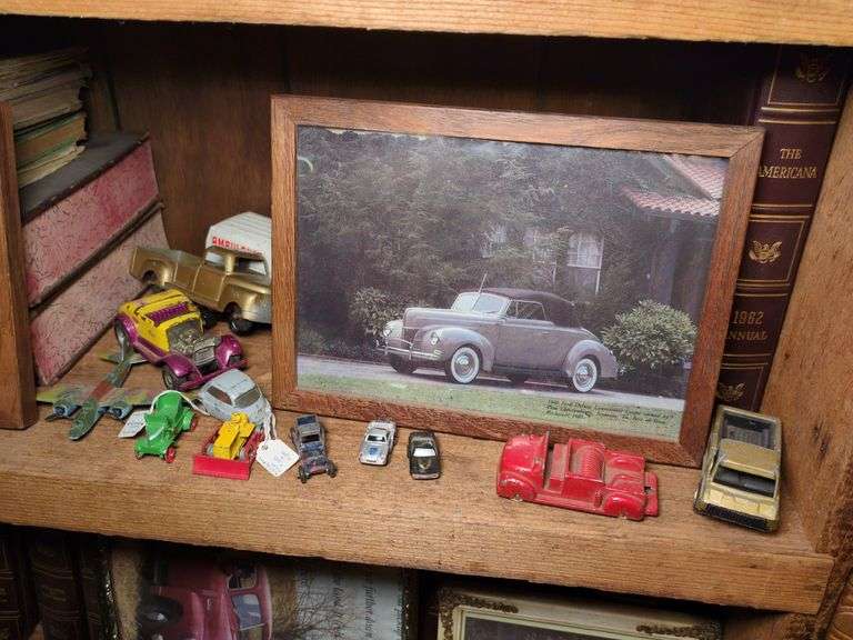 Toy cars image