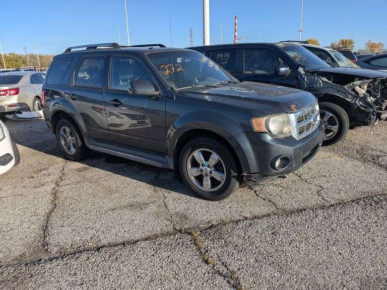 2009 FORD ESCAPE image