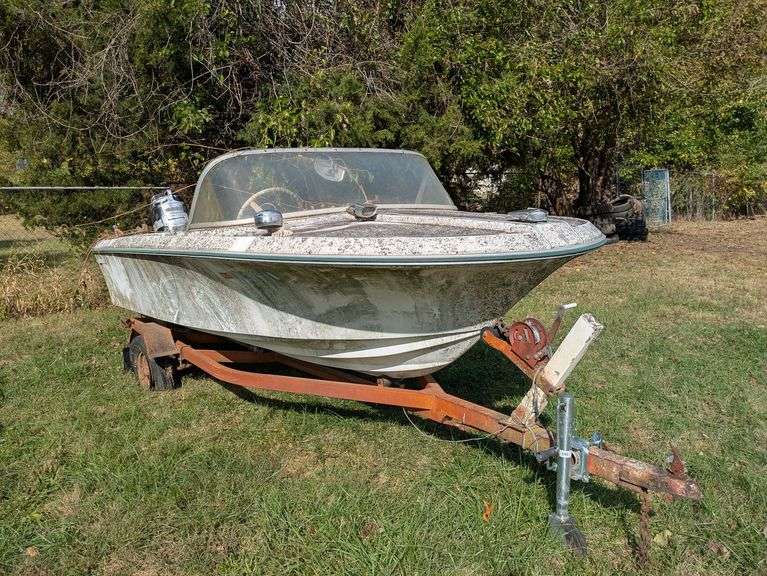 boat and trailer image