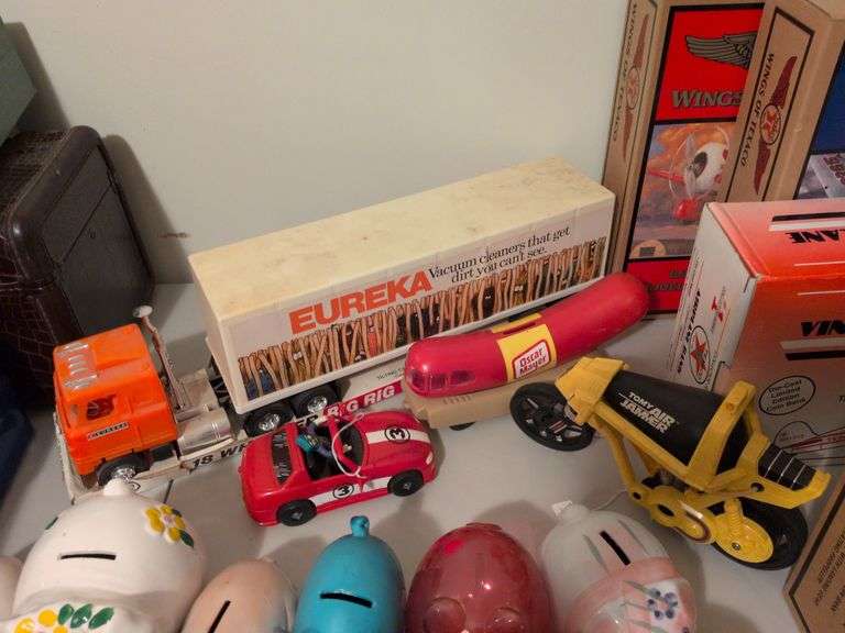 Eureka 18 wheeler Big rig semi, Oscar Mayer coin bank, Gumby racecar and Tomy Air Jammer motorcycle image