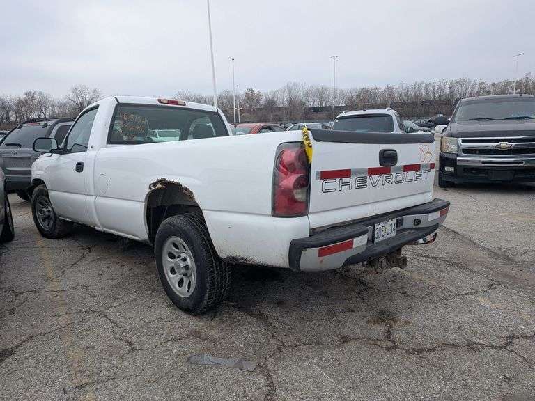 2005 CHEVROLET SILVERADO image