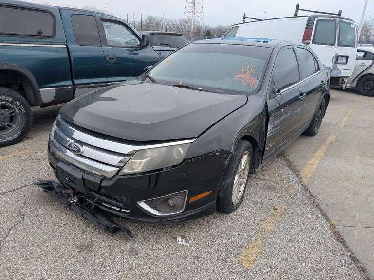 2010 FORD FUSION image
