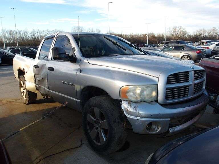 2002 DODGE RAM image