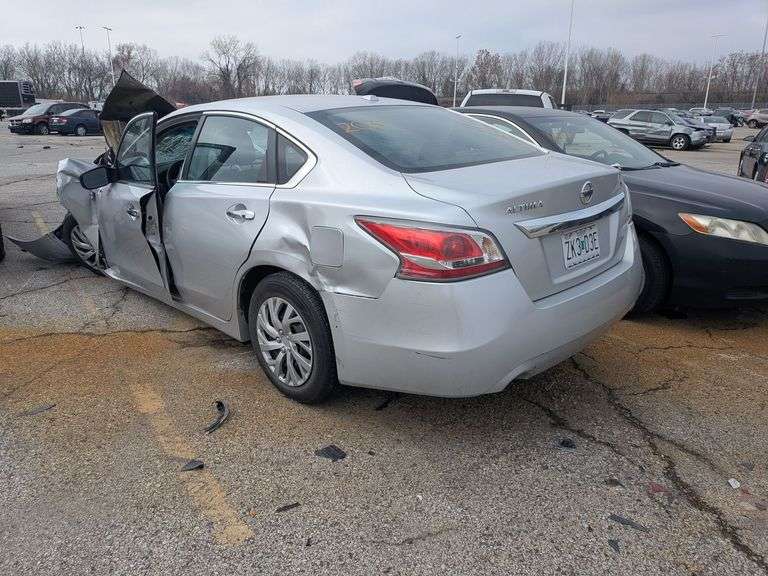 2015 NISSAN ALTIMA image
