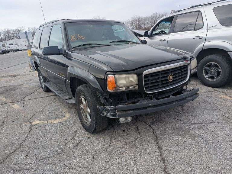 2000 CADILLAC ESCALADE image