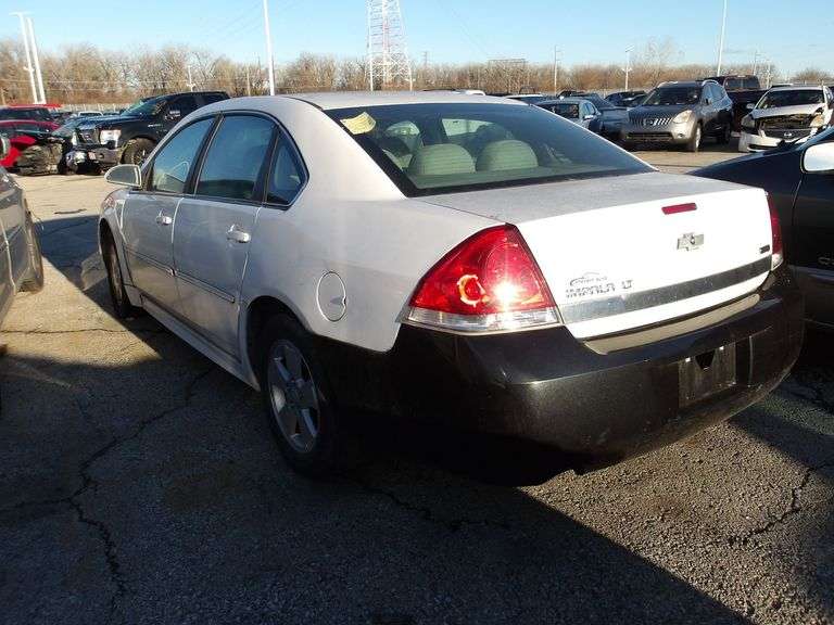 2011 CHEVROLET IMPALA image
