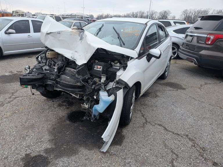 2016 FORD FIESTA image