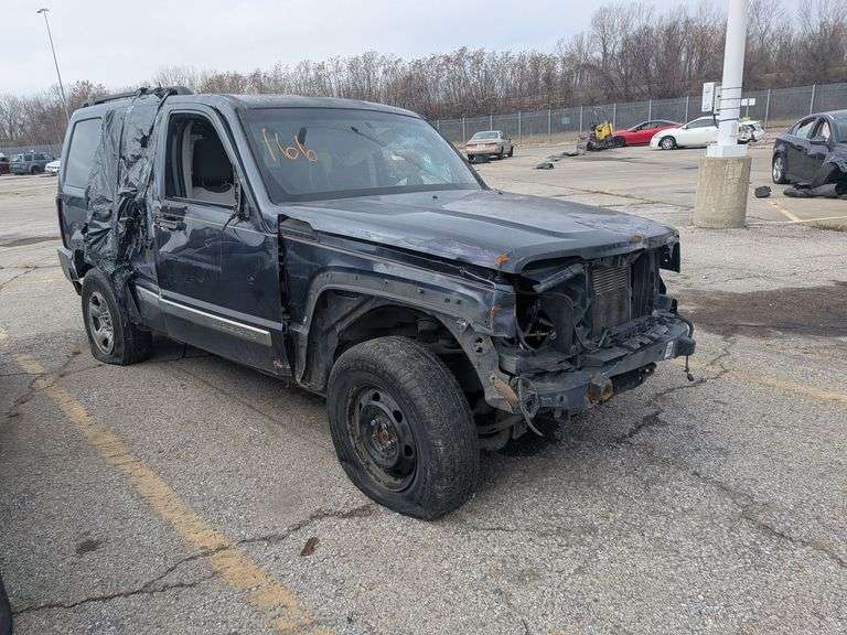 2008 JEEP LIBERTY image