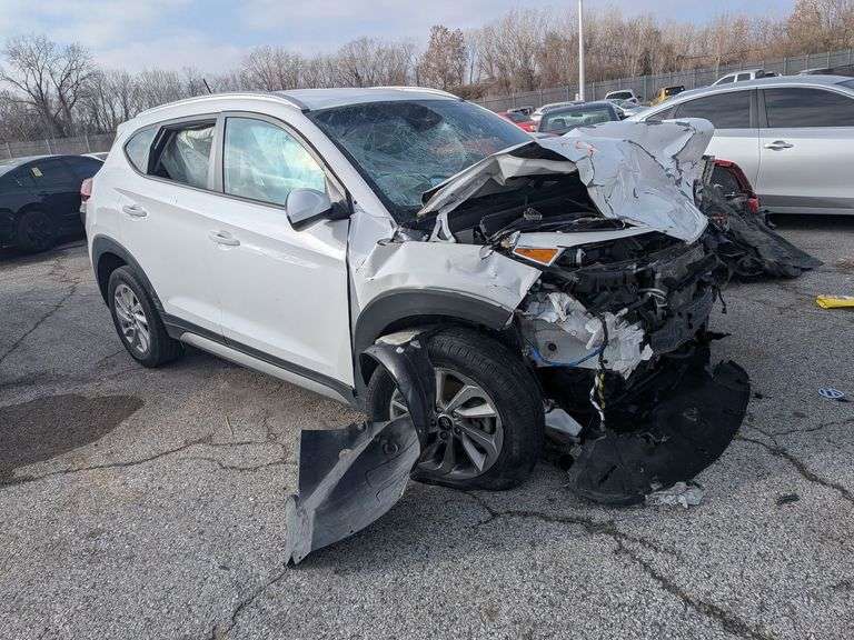 2017 HYUNDAI TUCSON image