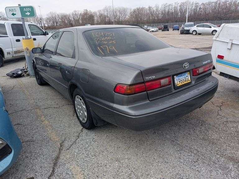 1999 TOYOTA CAMRY image