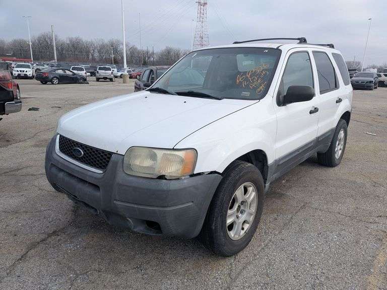 2004 FORD ESCAPE image