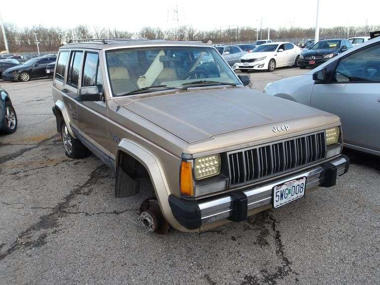 1989 JEEP CHEROKEE image