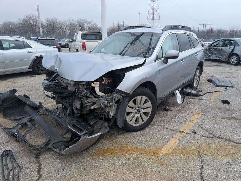 2016 SUBARU OUTBACK image