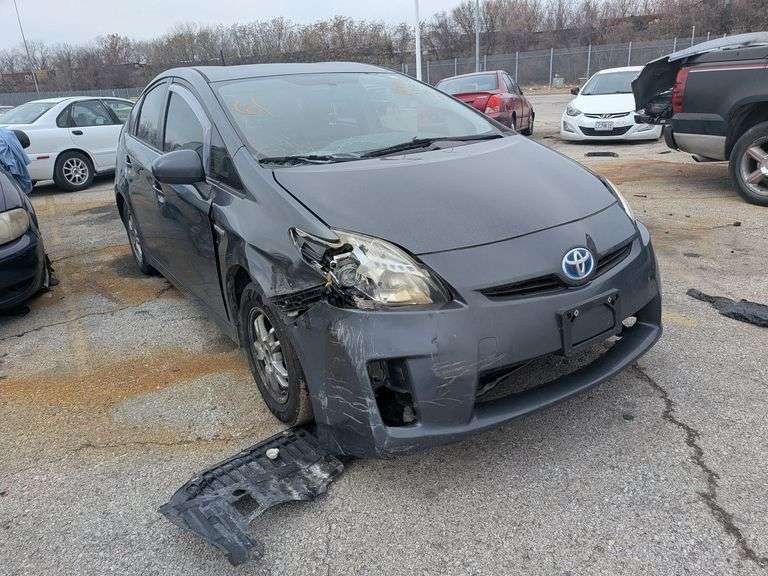 2011 TOYOTA PRIUS image