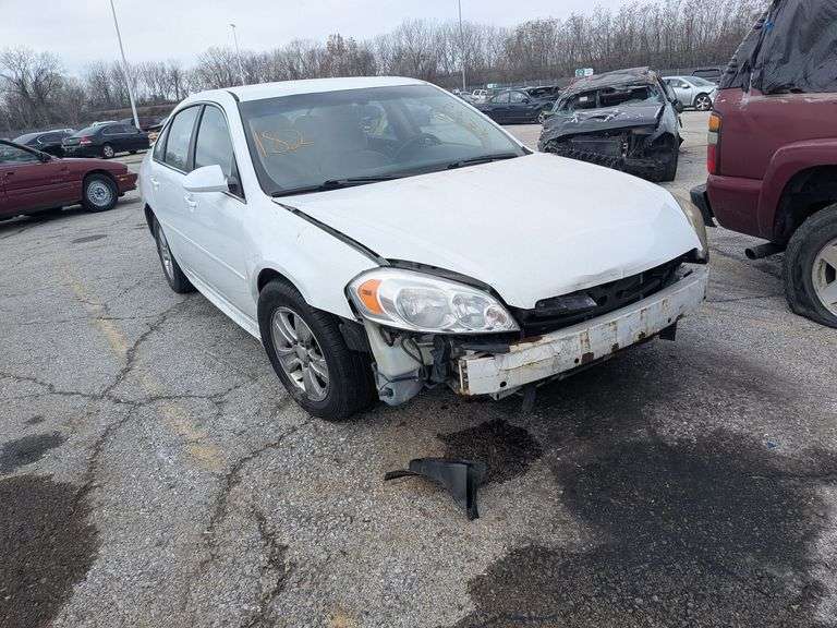 2013 CHEVROLET IMPALA image