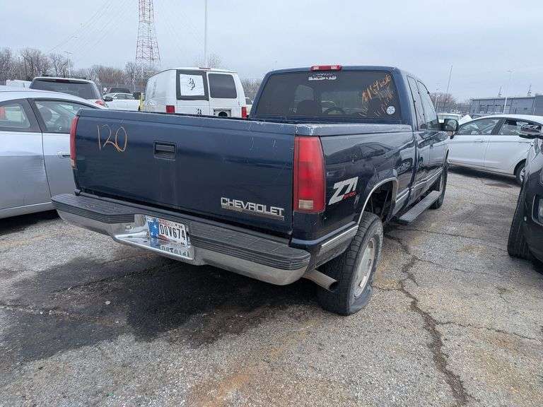 1998 CHEVROLET GMT-400 image