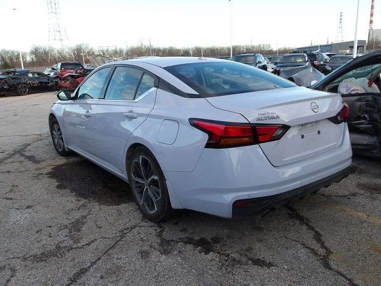 2024 NISSAN ALTIMA image