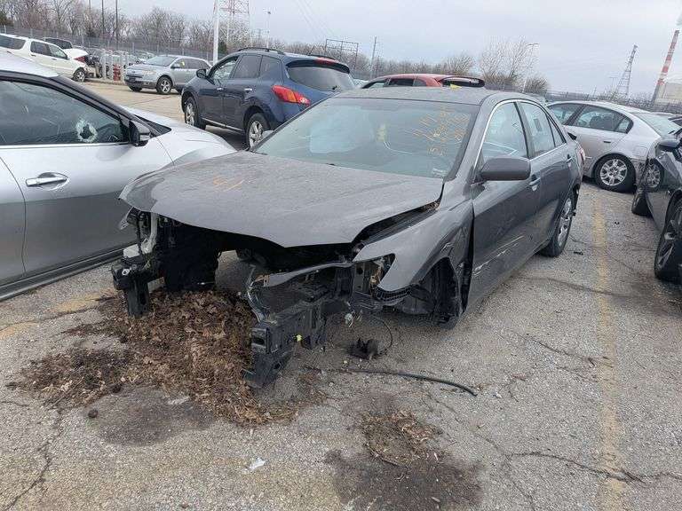 2010 TOYOTA CAMRY image