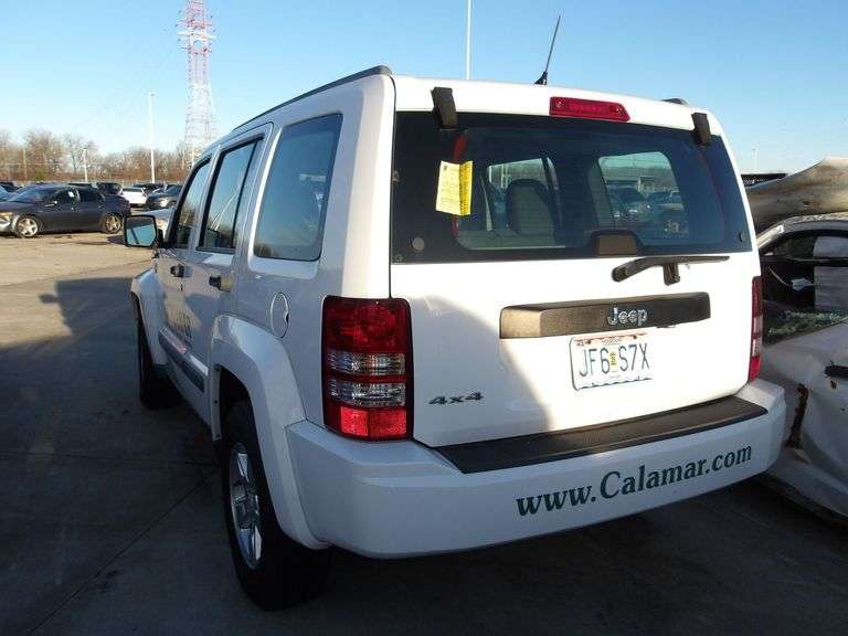 2012 JEEP LIBERTY image