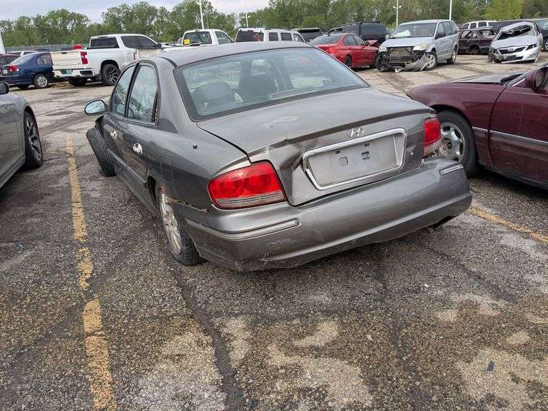 2003 HYUNDAI SONATA