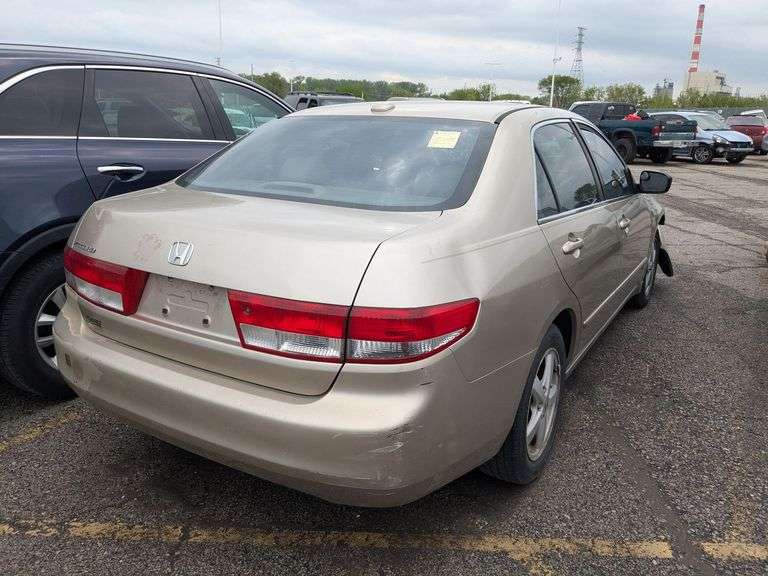 2004 HONDA ACCORD