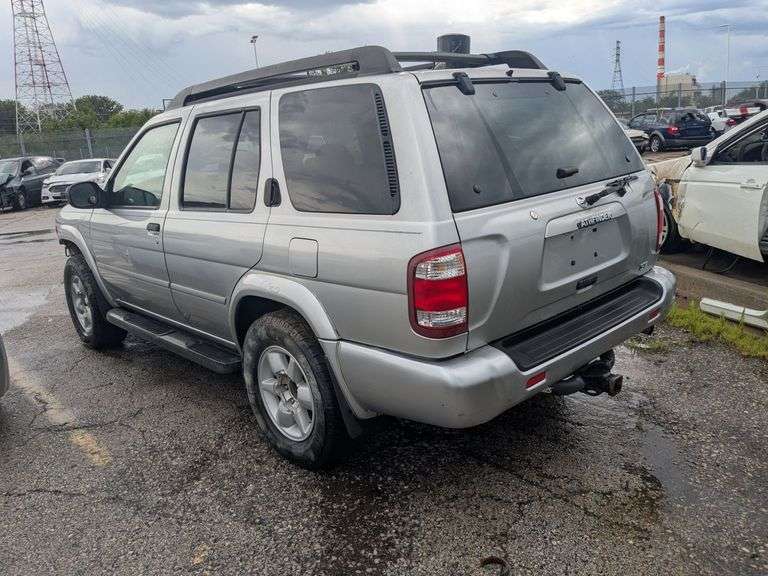 2002 NISSAN PATHFINDER