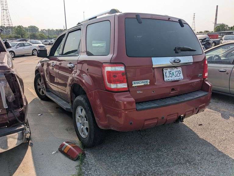 2010 FORD ESCAPE