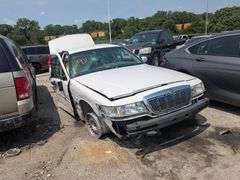 2002 MERCURY GRAND MARQUIS