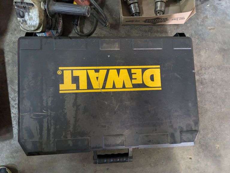 DeWalt d25600k 1 3/4" rotary hammer