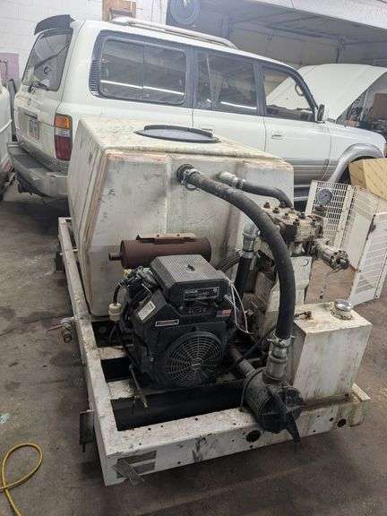 John Bean FMC 30 GPM pump, 25 HP Kohler new completely rebuilt