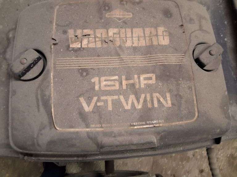 16 horse power V-twin briggs and stratton power washer