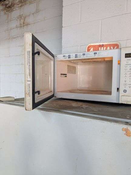Kenmore Coldspot Refrigerator and GE Micro