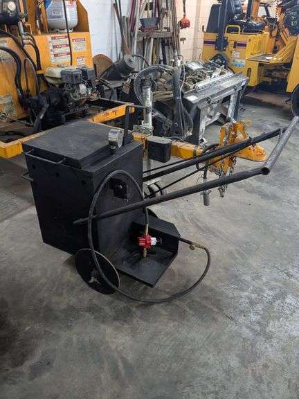Crack filling machine