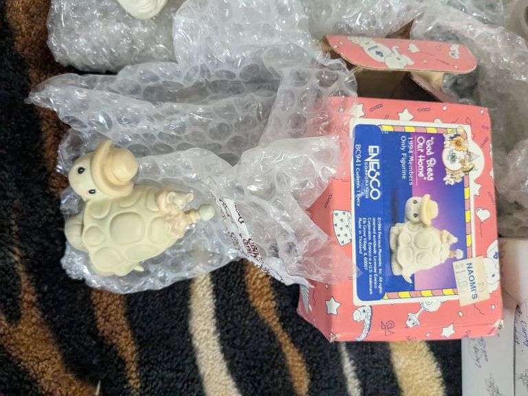 6 Precious moments figurines