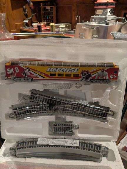 Hawthorn model trains and tracks