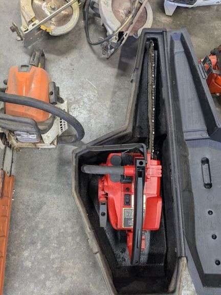 Homelite chainsaw and case