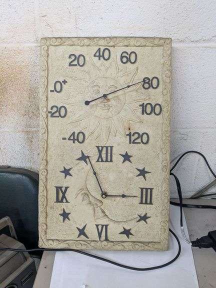 2 Clocks