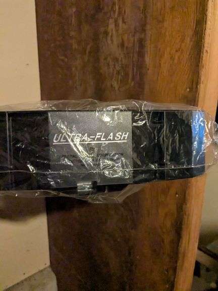 Top shelf: ultra flash mirror kit for federal signal