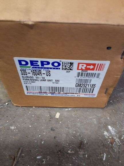Brand new Depo front light for a 2003-2004 Silverado