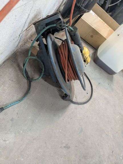 Extension cord and work light