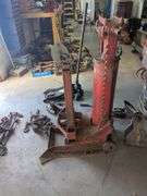Contractor lift duct jack